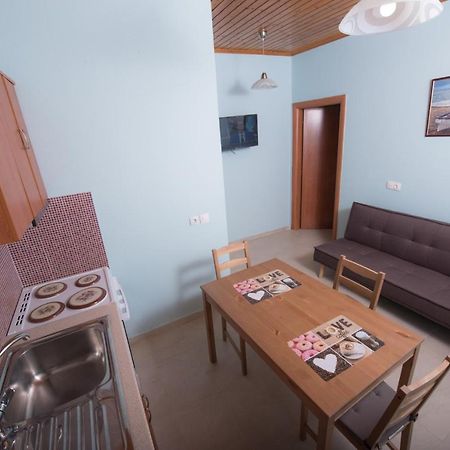 Πέτρινο Σπίτι Hotel Lazaráta Екстериор снимка